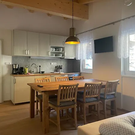 Tuxie Haus דירה
